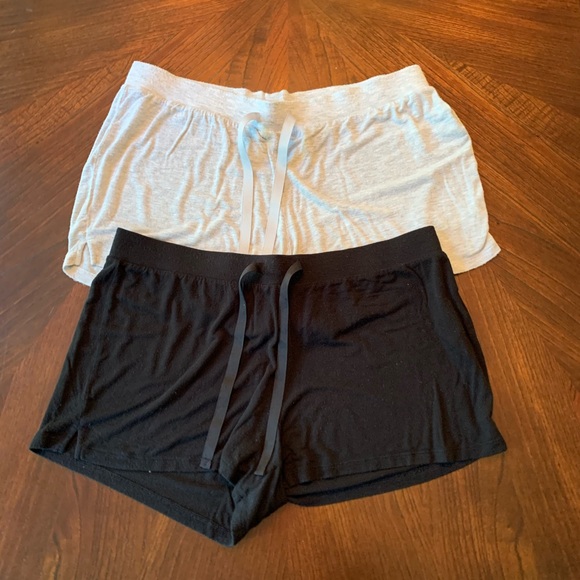 gap body shorts